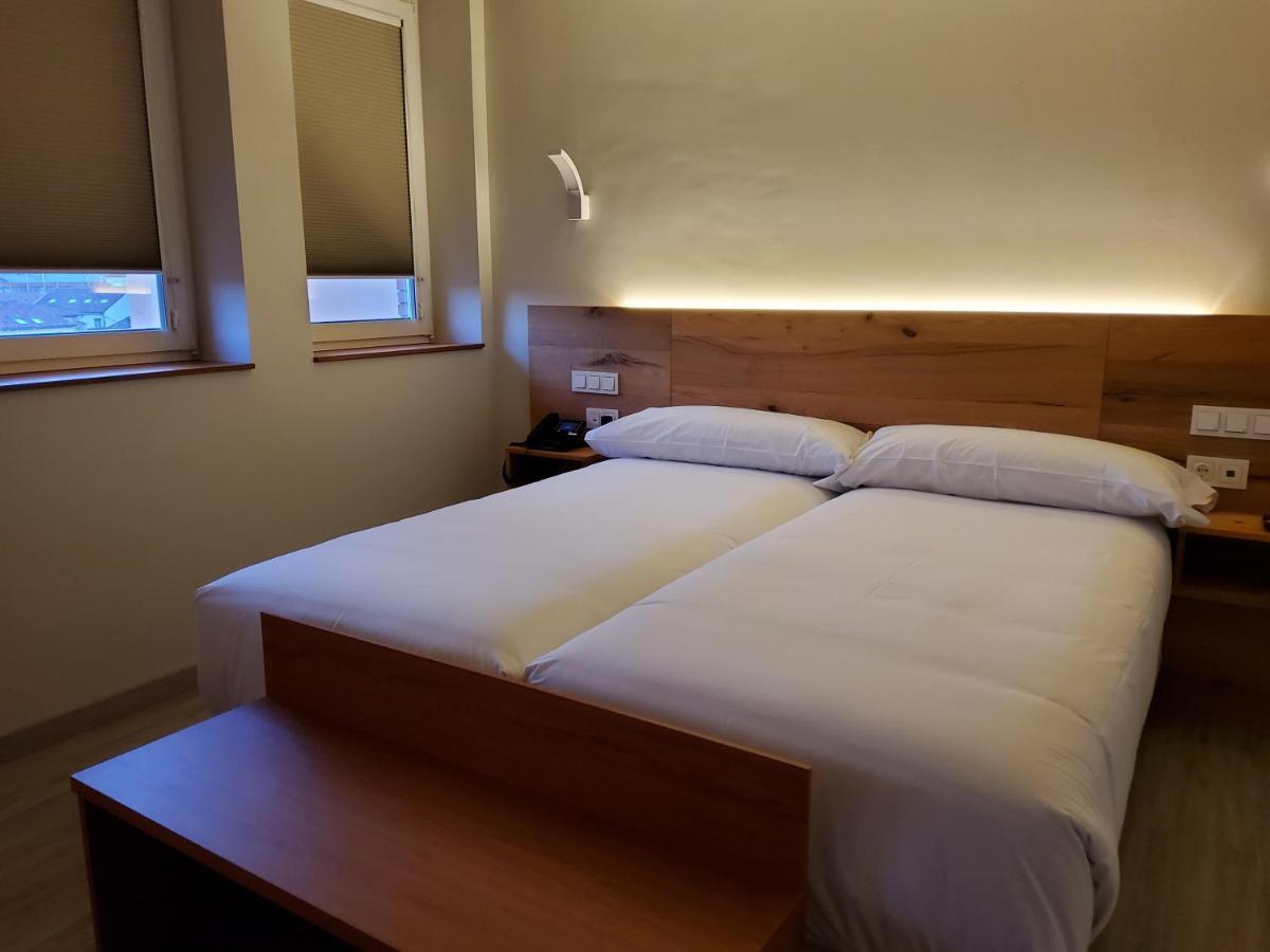 Hotel Marqués de Aguilar Aguilar de Campóo Esterno foto