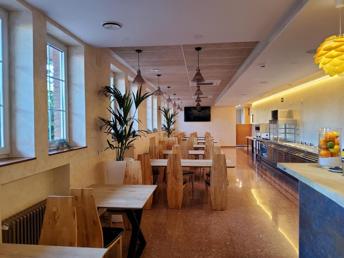 Hotel Marqués de Aguilar Aguilar de Campóo Esterno foto
